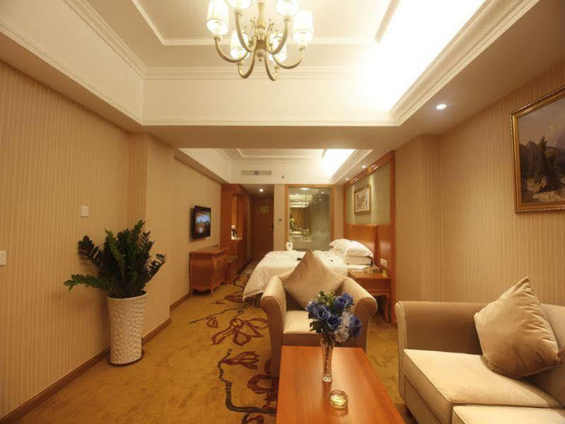 Hanting Express Sanya The First Market Branch Hotel Luaran gambar